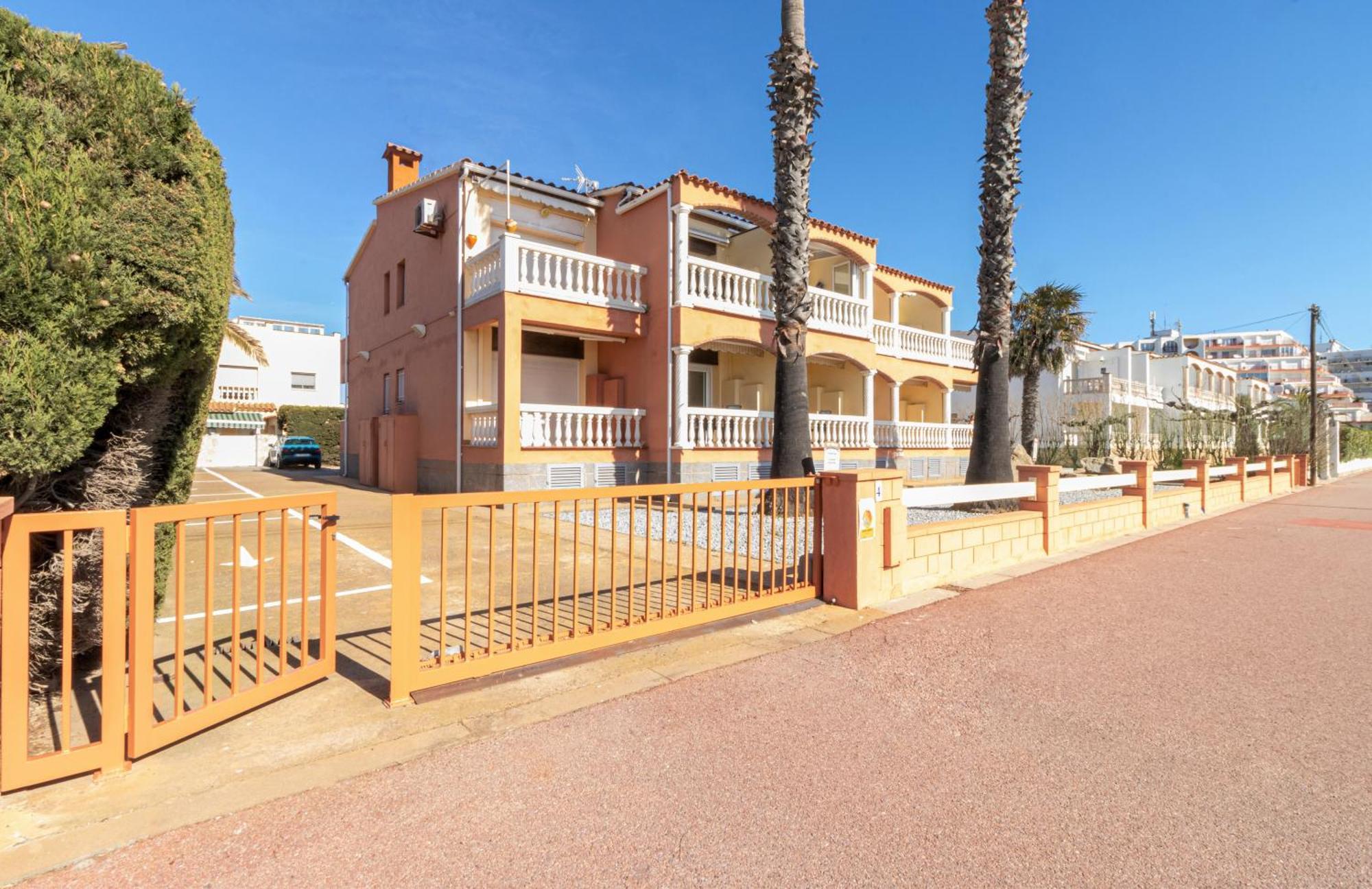Apart-Rent Apartment Bahia 0020 Эмпуриабрава Экстерьер фото